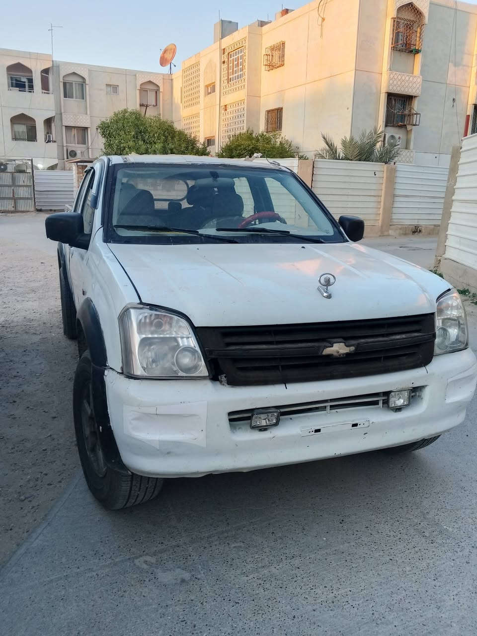 سلام عليكم سيارة شوفليت لوف للبيع موديل 2005. جاهزه كير محرك مكفولات تخم تاير صدر  للبيع 43 وبيها مجال بسيط وترهم مراوس بسيارة خصوصي مكان السياره عامرية الصمود الأتصال على هذا الرقم 
***********
