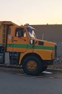 قمارة فالفو موديل 91 مع بنيد لبيع 07775138922