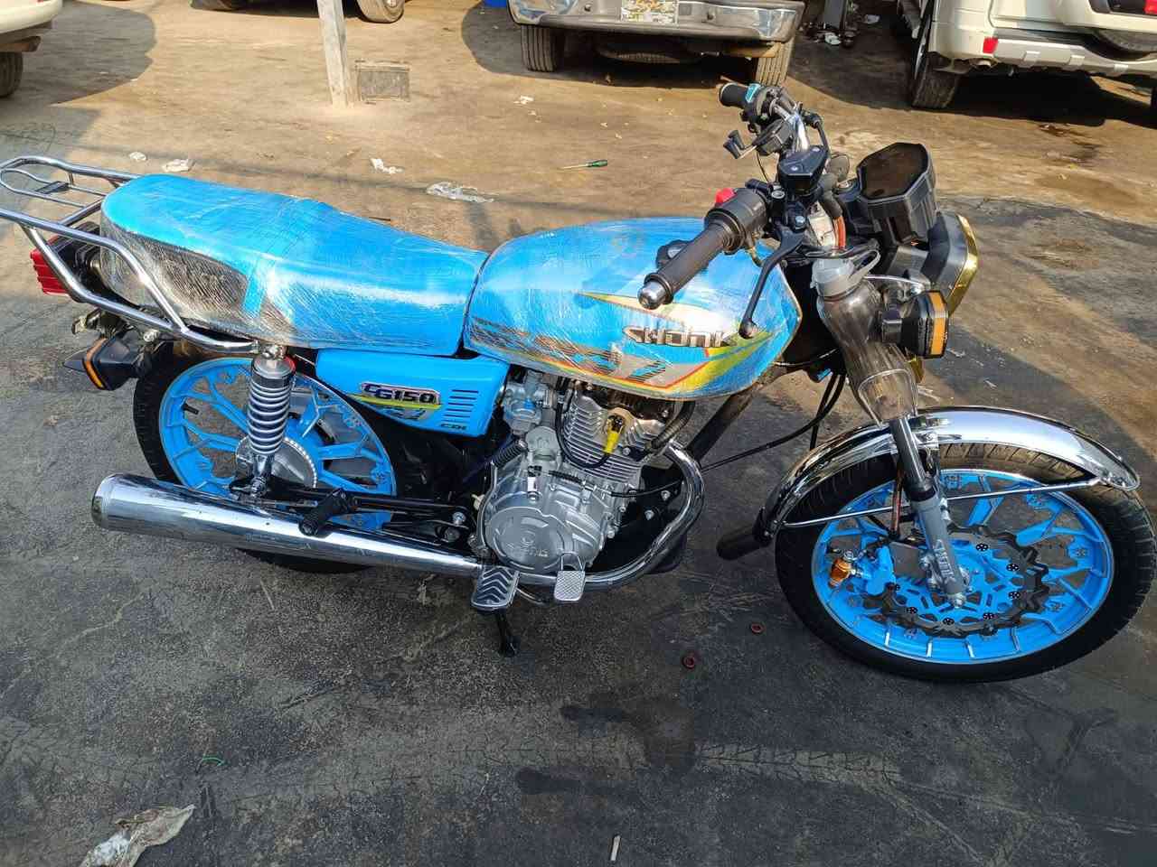 موتور 2025 منافيس اصلي ماكينه كبس كهرباء مارش كله شغال موتور اخو جديد 600 الف وفي مجال ***********
