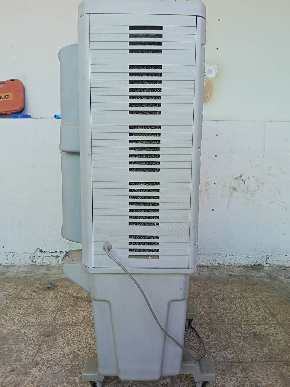 السلام عليكم ورحمه الله وبركاته مبرده للبيع شرط كله‏‪0773 903 8208‬‏ شغاله تجي تفحص بايدك السعر 150 بيها مجال بسيط حيل
