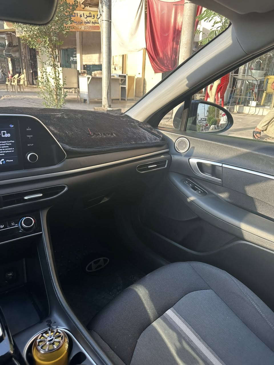 السلام عليكم 
هونداي سوناتا ٢٠٢١ 
رقم أربيل إنكليزي 
وارد امريكي ماشيه ٤٠ الف ميل حقيقي 
مكفولة كفاله عامة 
بدون حادث بدون ضرر 
مواصفات 
اوتو هولد
مانعد تصادم 
تحديد مسار 
كامره دواره 
ويل كب 
محرك ٢٥٠٠GDI
المرغوب 
السعر ١٨٥ 
المكان الديوانيه قضاء الشامية
***********
