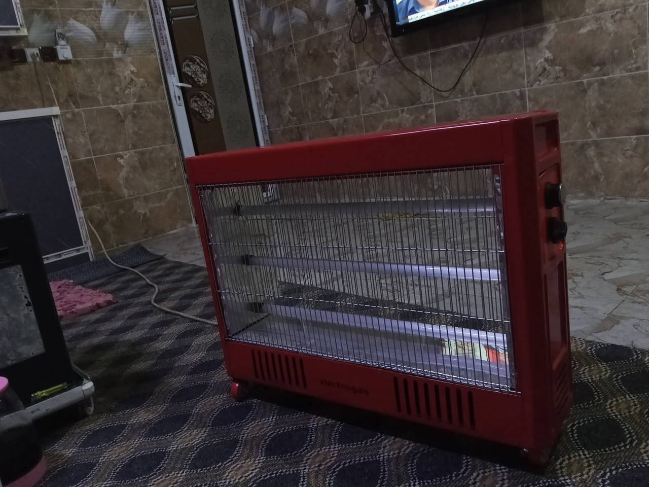 صوبه كهربائيه باله جديد السعر 65 وبمجال وجهين ***********
