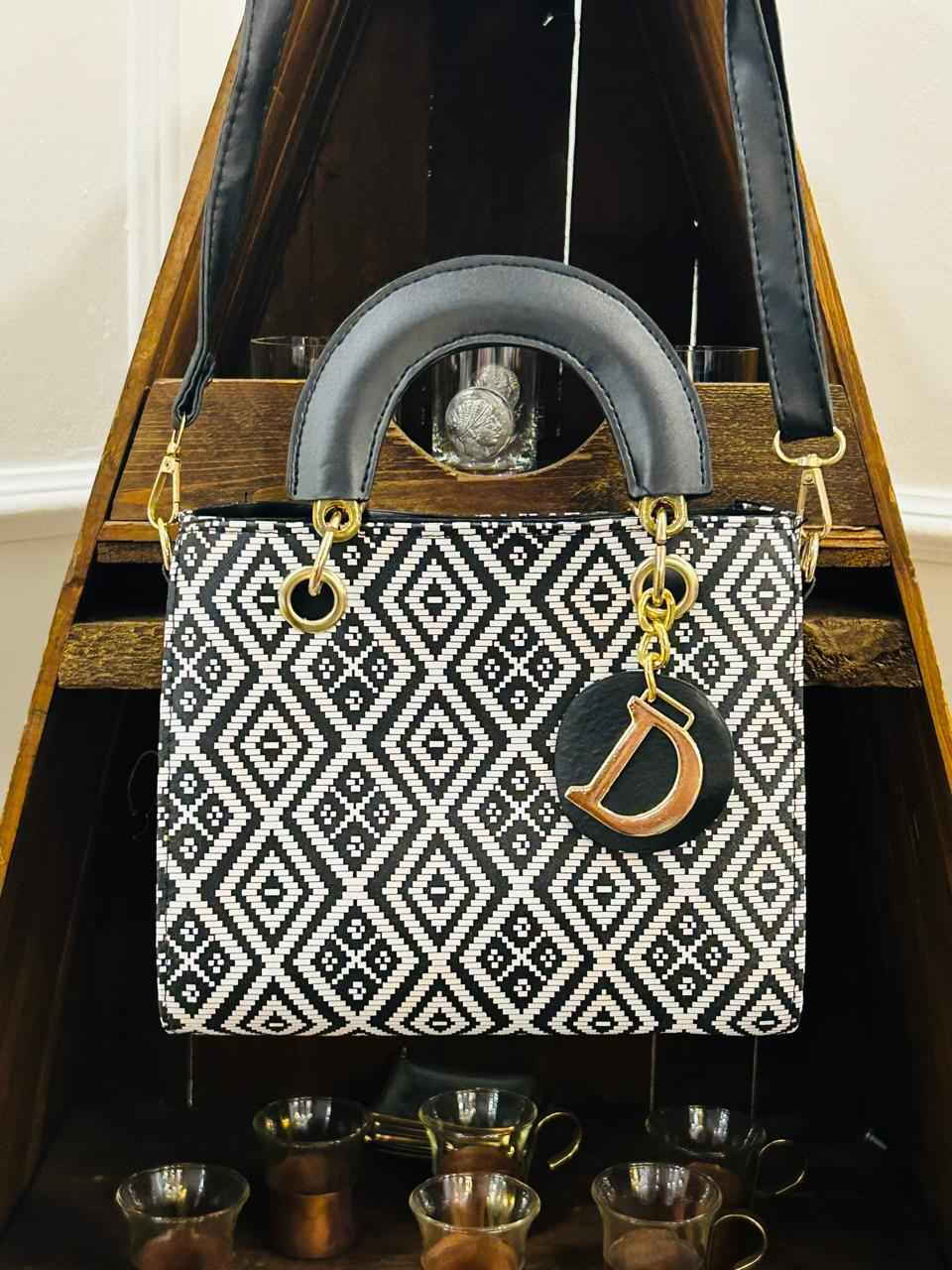 داشگادن بوهه موو چاتاکان  لە شیهه زار  بو باسە هه زار  رە بە رمانی ڕە مه زان  چە ژن ره قه م *********** السليمانية, العراق
