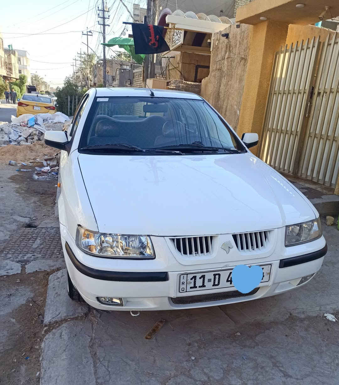 سمند 2010 رقم بغداد انكليزي باسمي تحويل ثاني يوم  سياره مال بيت ممتعوبه  كير ومحرك ممتاز لا تنقيص ولا تبخير كهربائيات كله شغال سنتر لوك وتبريد شغال ثلج  صدر امامي وخلفي جديد سياره ما بيها صبغ بيه فقط بنيد مبدل ترايك وين ميعجبك عارضها ب40 وبيها مجال مكاني بغداد بالعبيدي ***********
