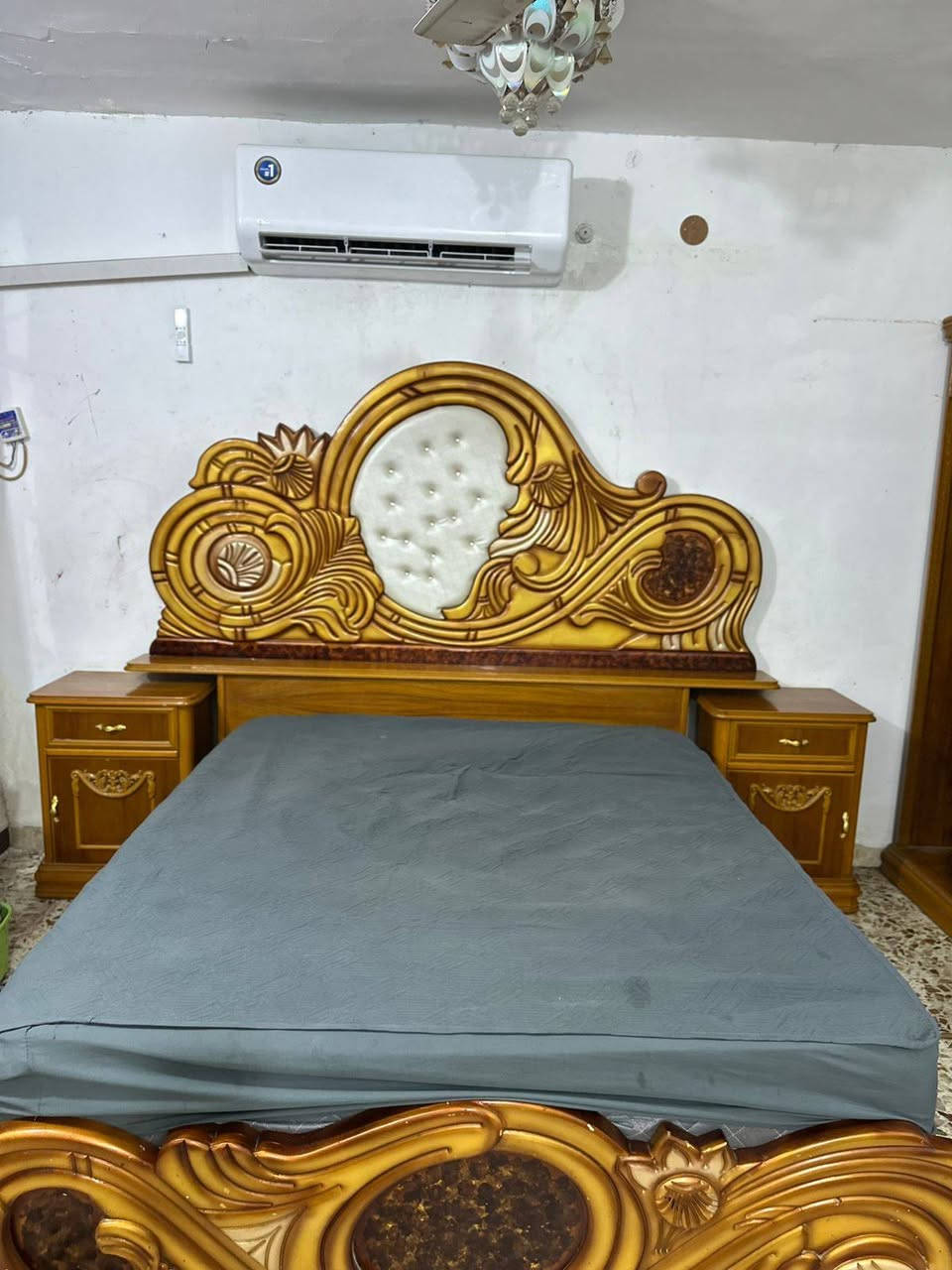 غرفه صاج عراقي نضيفه بدون كنتور عنوان نجف اشتراكي سعر ٣٢٥ وبيها مجال للشراي لاستفسار مراسله وتساب
@***********
