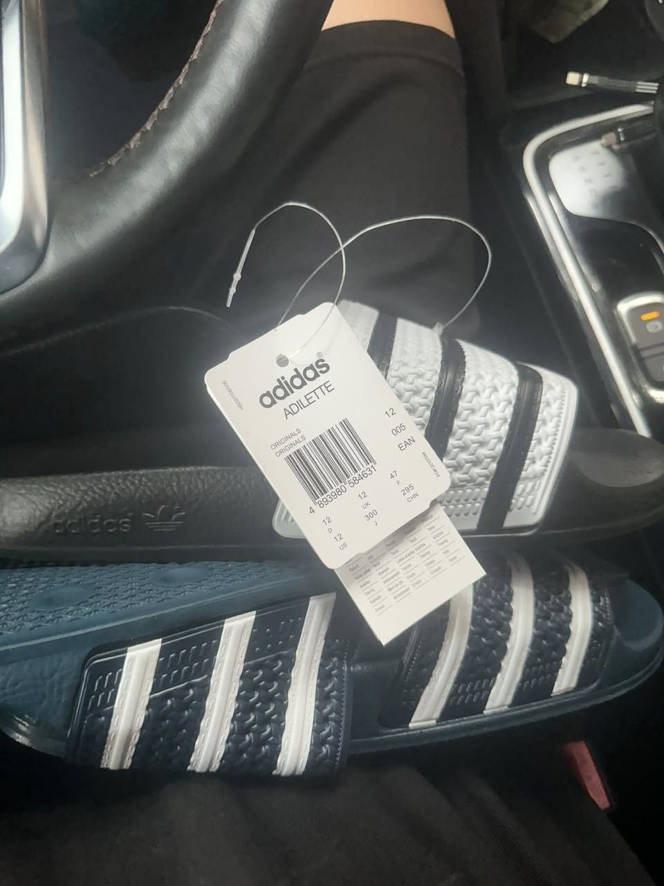 现货材质pu 尺码36-45 12种颜色可以选择 库存有20万双


**إذا كنت صاحب هذا الإعلان وتريد حذفه لأي سبب، رجاءا أرسل رسالة إلى الدعم الفني**