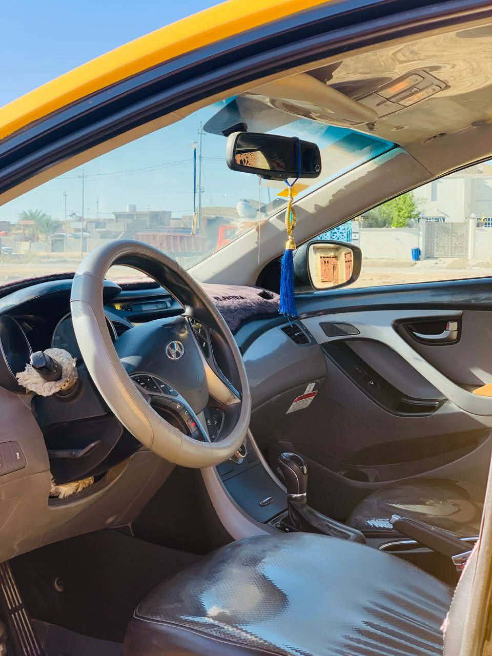 السلام عليكم 
النترا مويل 16وارد أمريكي ليبل واحد سيارة 

جديده مكفوله گير ومحرك وتبريد ثلج وتدفه وحداديه

تخم تاير باتري جديد مصفره هيه وغرمات  

 محرك 1800دوش دوشمه جديده رقم بغداد بسم صاحب سيارة.. تصل وبيك خير وتدلل.. ***********،السعر على خاص...... مكان السيارة بابل الشوملي مكلف بل النشر....  مكلف بل النشر 

مكلف بل النشر
