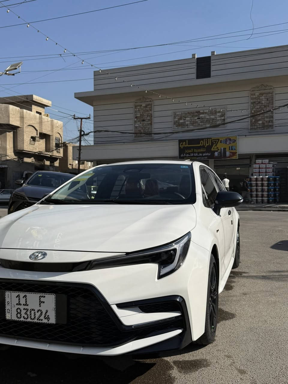 سلام عليكم كورلا هايبرد 2025 وارد صيني شكل امريكي ماشيه 2500
السياره S بلاك ادشن داخل بيجي 
فول مواصفات
مكفوله كفاله عامله من كلشي 
مكان السياره بغداد 
***********
