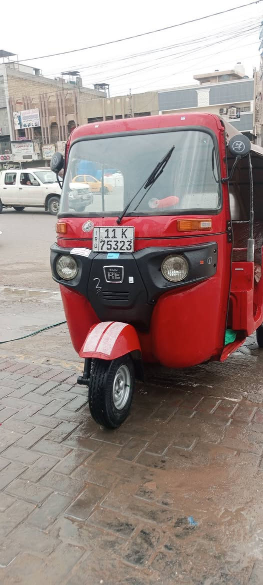 سلام عليكم شباب طيبين تكتك 18 بيه دوس ولغد معمر سعر 5500 وبيه مجال ***********
