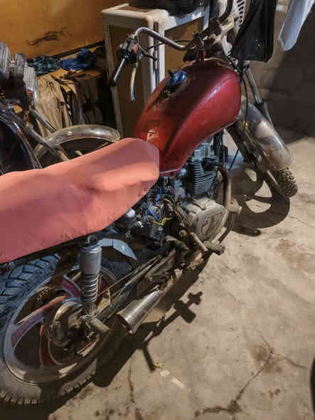 سلام عليكم دراجه خمسه كير دراجه شغاله خير من الله نهضه تخبل مثل مموضح كدامكم ابيع سعر 150 مكاني بصره زبير *********** دراجه كلك اكفل عشأرين وعن سرقهه وتحياتي لجميع
