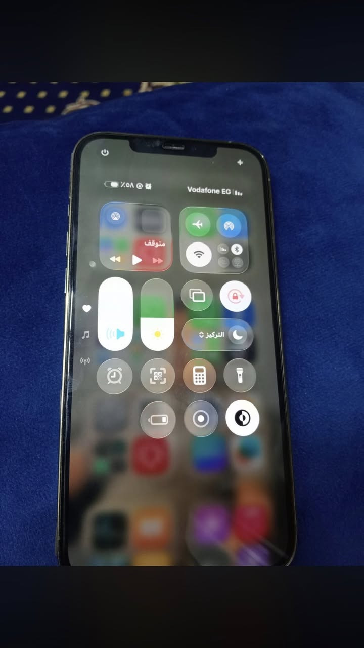 سلام عليكم ١٢بروً ماكس كل لفاصيل بل صور ٢٥٦ و بطاريه ٧٤ نضيف ل اطار مالته وفقط مبدل شاشه مرتبه و ضهر بي فطر صغير السعر خاص 
المكان بغداد
الهاتف ***********
