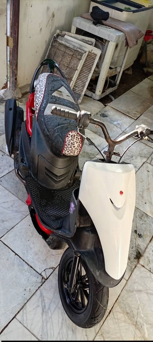 سلام عليكم ماكس مال لعب نضيفه بس سلف تعبان وايرات مجمع رايدها ب350 وبيها مجال شغاله نكره هندر عنواني بغداد السيديه
رقمي ***********
سلام عليكم ماكس مال لعب نضيفه بس سلف تعبان وايرات مجمع رايدها ب350 وبيها مجال شغاله نكره هندر عنواني بغداد السيديه
