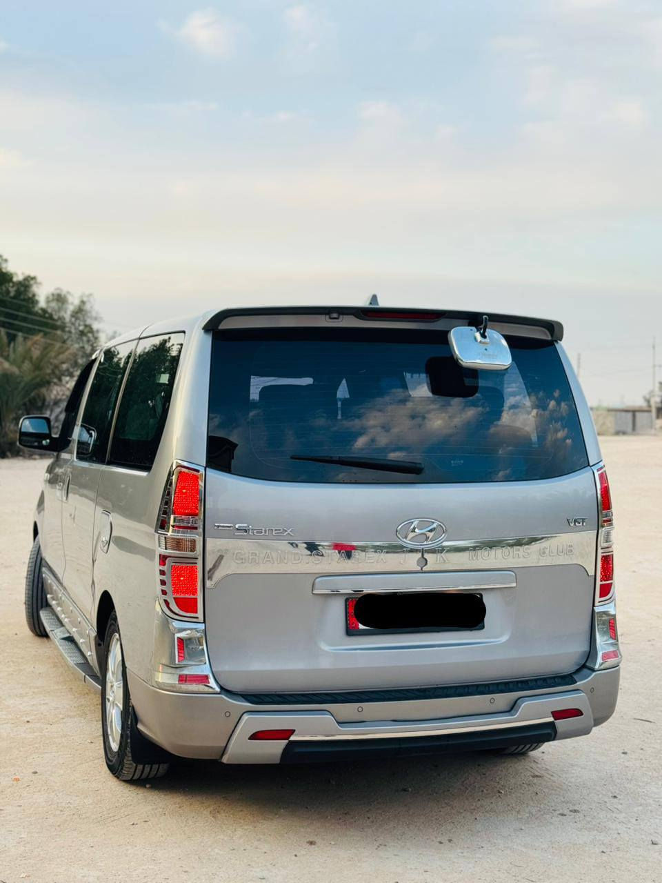 للبيع 
هونداي استاركس دبلو موديل ٢٠٢٣ 
ماشيه ٧٥ الف حقيقي 
مواصفات نص فول السياره جديدة بمعنى الكلمه 
بيها خط من البصره الى محطه الرافضيه عقد سنوي 
للستفسار ‏‪***********‬‏
