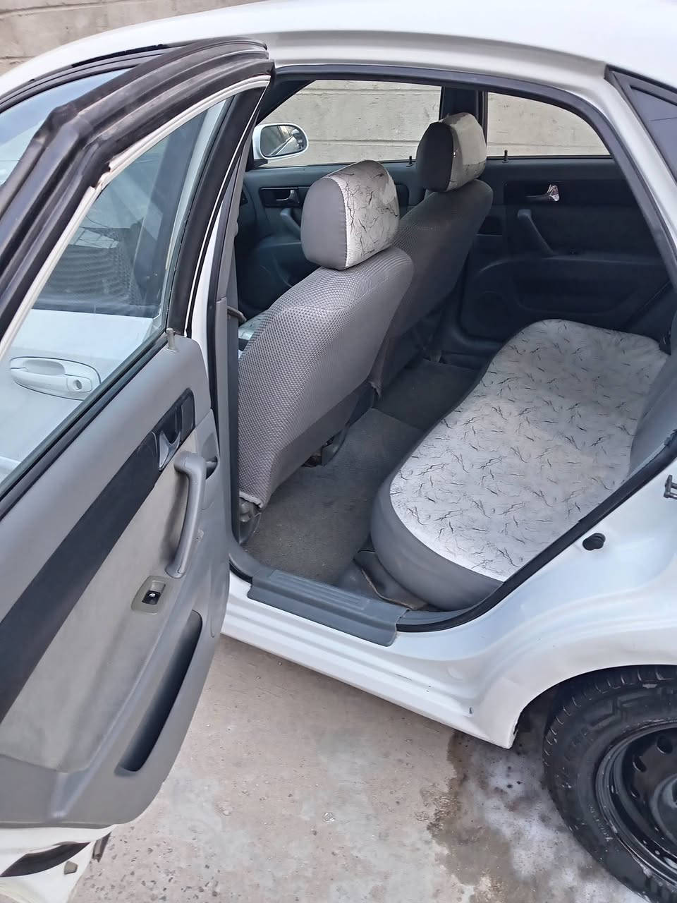 سلام وعليكم اوبترا 11بسمي رقم جديد السياره تبريد تدفه السياره بيه الدوس مصبوقات السياره حلوه ونضيفه نواقص درايم وبوبرنك وتجي وشوف بعينك احسن الي والك السعر ٧٠ وبيه مجال قليل مكاني البصره المعقل ***********والشراي بخدمته والمايعجبه السعر لايكسر بحلال العالم
