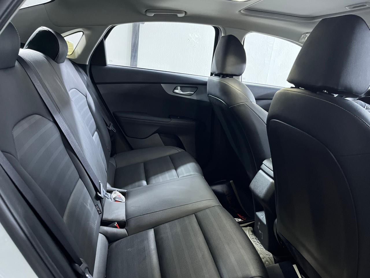 السعر 155        المكان النجف الأشرف
  K3   مديل  2025
على وضع الزيرو ماشية 12 ألف كفاله عامه من كلشي فول مواصفات رقم أربيل دولي وكالة مداور مضمون 
فول  1/1
رقم الجوال ***********
