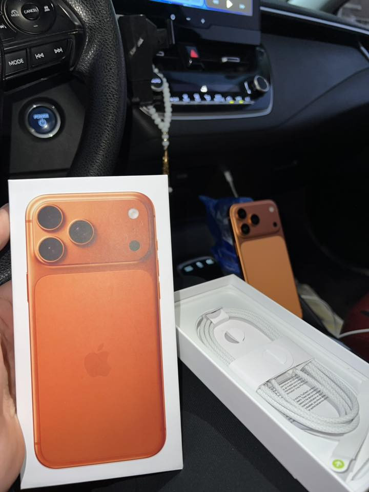 كوبي درجة أولى 🔥
كوبي اخو الجديد استعمال يوم فقط 🔥
سلام وعليكم للبيع ايفون 17 برو ماكس كوبي درجة اولى 🔥 بوبجي 90 فريم يشغل 
دبل شريحة🔥
مواصفات عالية 🔥
جديد نضافة 100/100 🔥
اخذتة قبل يومين مشحون مرتين بس محتاج فلوس و اريد ابيع 🔥
ويا كفر شفاف ولزكة ضد الكسر اضافية 🔥
غراضة موجودة باكيتة وشاحنتة اصلية بعدني مافتحهة 🔥
الجهاز استخدامة كلش مريح ومواصفاتة شبه 🔥مواصفات الاصلي و الجهاز درجة اولى 🔥
الجهاز يتحمل 90 فريم وكلش مريح 🔥
مشحون مرتين الله شاهد علية بس محتاج 🔥
الجهاز كلش مرتب وطبق الاصل عن الاصلي 🔥
🔥(اذا بي نقص او شي محلو تاخذة بلاش )🔥
(السعر 150 قفل الله شاهد علية ماخذة ب 200 )
(السعر 150 للاستفسار )***********)
