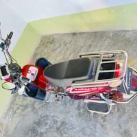 للبيع اني مكلف بنشر بطاريات يقرن ٩ ونص وهاذ رقم صاحبه 07800968897