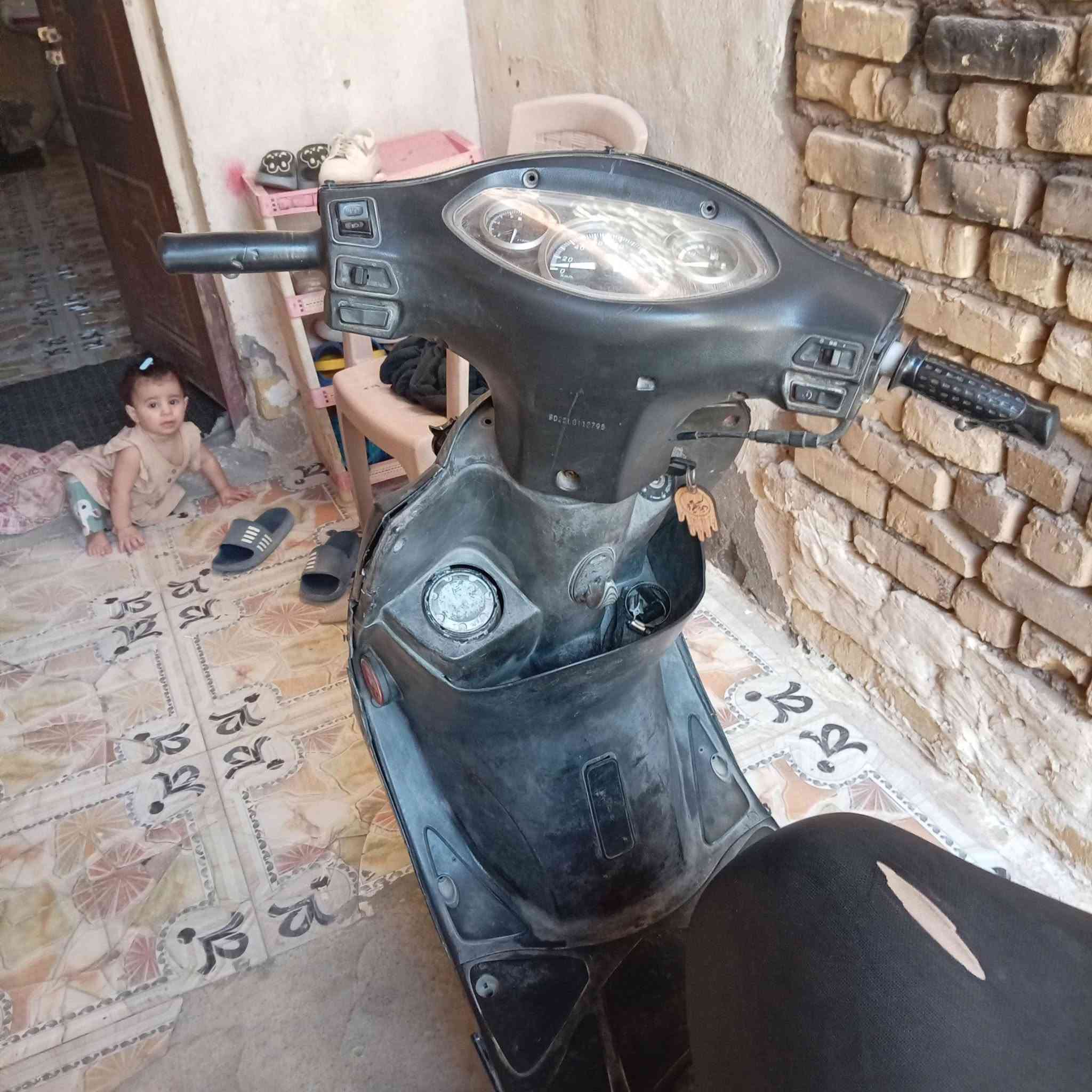 جي فور للبيع جاهزه الكل شغال السعر ٢٧٠ ناصريه حي العسكري هذا رقمي ***********
