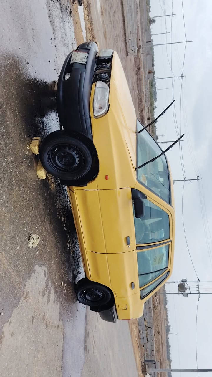 السلام عليكم سياره موديل 13 مطلوبه هيئه وغرامات 300 تيتين عليك تيتهن وراي السياره  السياره رقم النجف مشروع وطني سياره بها النمر رابعه تفلت وابويا خيط سياره توهم معمره كل سعر رايته ب 25 وابيها مجال ومكان الديوانيه الشافع ***********
