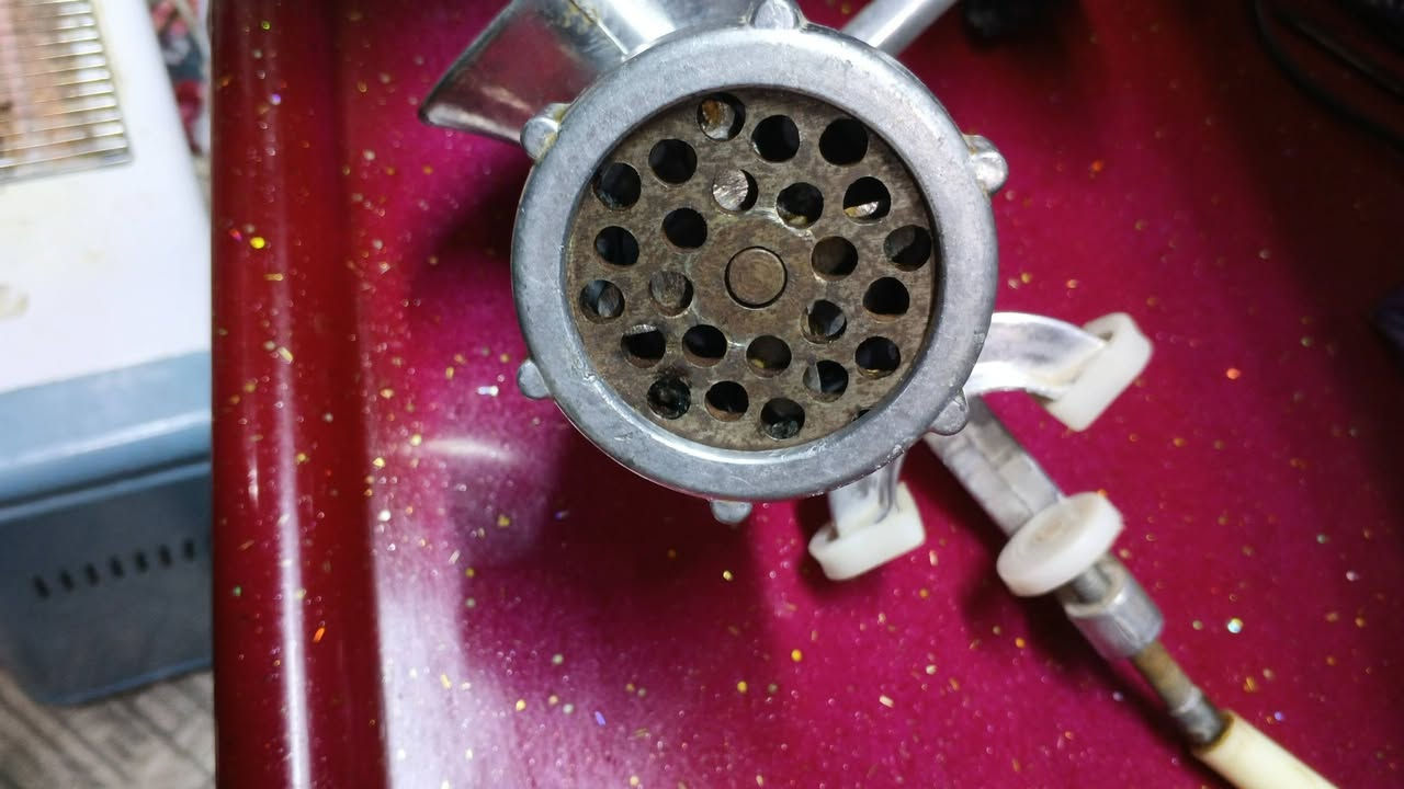 السلام عليكم غراض للبيع للعنوان حله قرب العلويه شريفه بنت الحسن ع ‏‪***********‬‏
