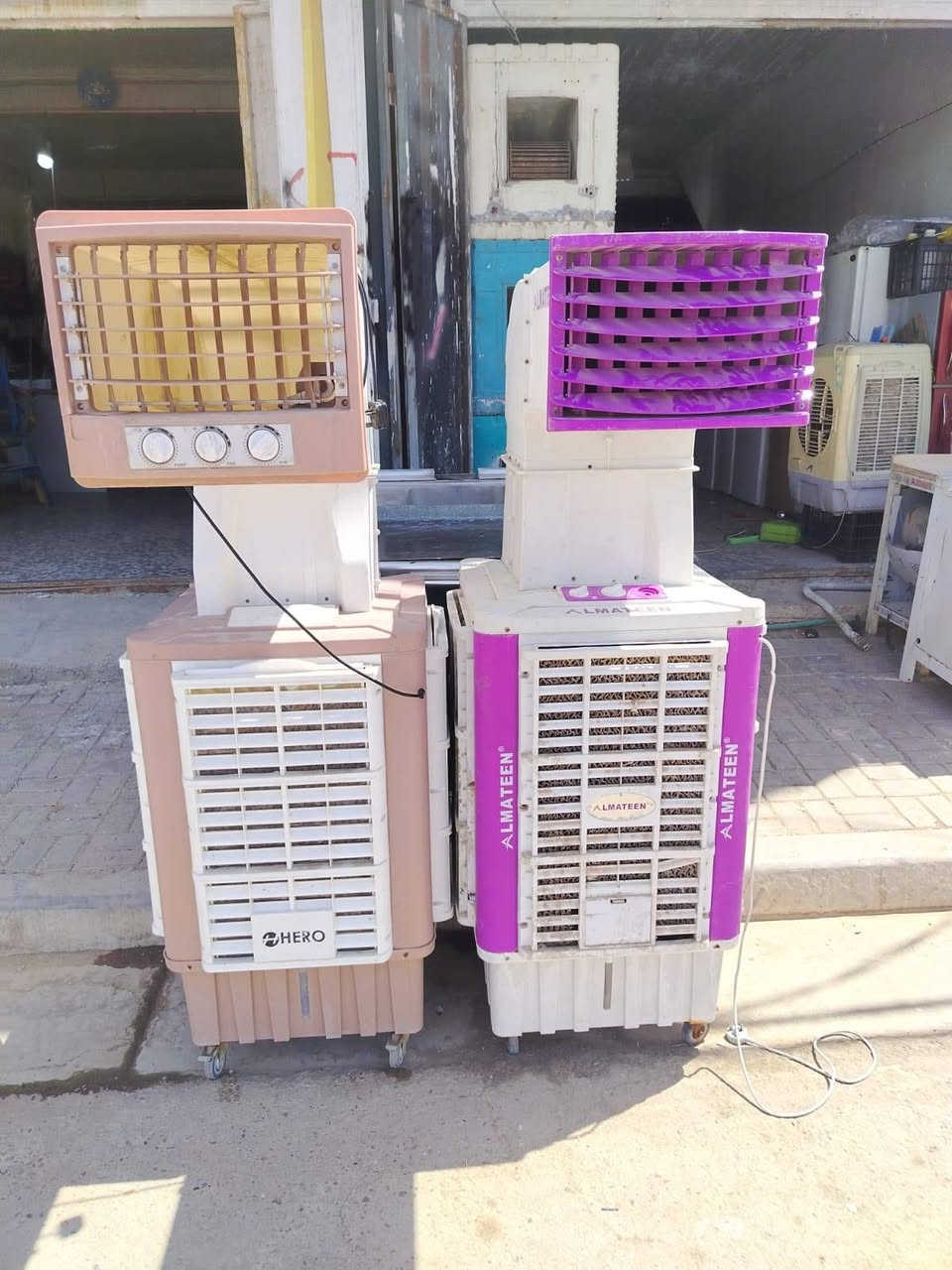 كونفيرات  ومبردات
كربلاء الجاير الخدمي الجديد قرب الخباطه المركزيه معرض الفرقان للأثاث المستخدم والجديد
*********** وات
