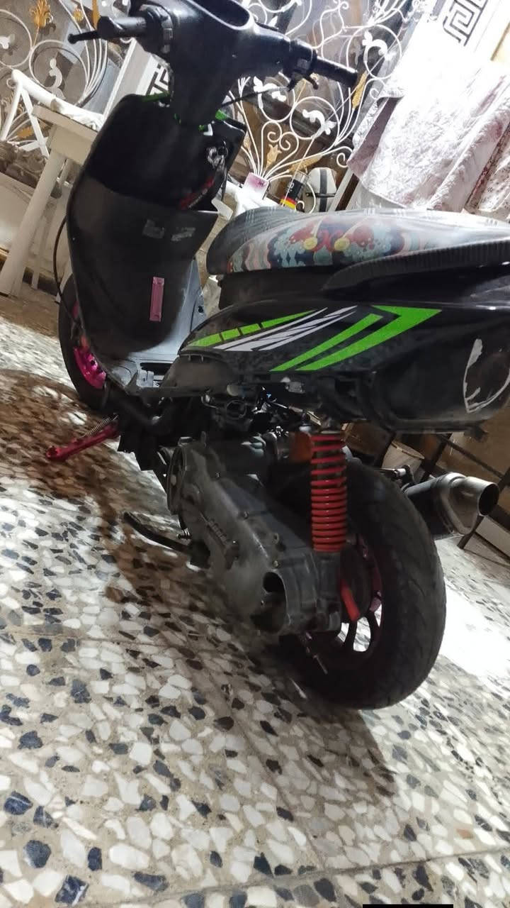 سلام عليكم 

ماكس عدلة للبيع رياضي بوشة 55 هندر و سلف تشتغل بس حالياً السلف اشغله جطل لان ماكو كتف ضفيرة جديدة مبدل بيها بس تحتاج ترتيب كهربائيات لا اكثر 

شلعه فول 

تاير خلفي جديد مبدل بيها

النواقص الي بيها بگ لايت و ترايش الصفاح السوادات و قبق باتري بريك امامي ماكو 

صالنصة رياضي بدون لحيم

بريك خلفي دهني

وهاي صور كدامكم بعد 

السعر 400 عنواني شارع المتنبي


**إذا كنت صاحب هذا الإعلان وتريد حذفه لأي سبب، رجاءا أرسل رسالة إلى الدعم الفني**