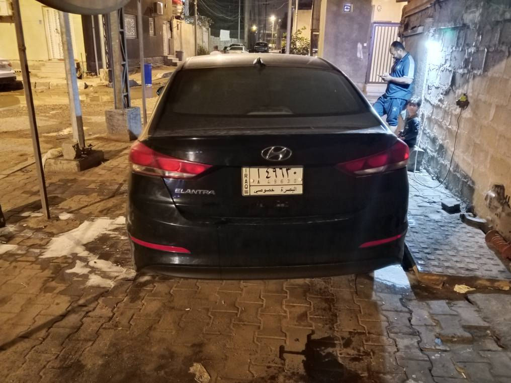 النترا 2017 وارد امريكي مكينه دوش
السياره جاهزة مجهزة 
رقمها ألماني تحويل ثاني يوم
السعر 110 وبيها مجال 
رقم صاحب السي*********** البصرة, العراق
