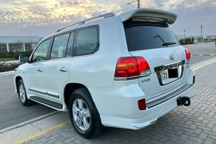 تۆیۆتا لاندکڕۆز 2013 مواسه فات VXR/V8 
هه شت بستؤن 5.7
سه ياره كه زؤرلوكه ١٦٠ هه زار حه قيقي رؤشتوه 
يه ك پارچه ي بؤياخه بي ده عم 
سه نوي تا٢٠٣٠ تازه يه به ناوخومانه وه يه
هیچ مەسرەفێکی تێدانیە 
نموونە لە جوانی و پاکی 

سـعـر : لە کۆمێنت داوابکە ڕاستەوخۆ بۆت دێت 📥 

گيرومه كينه ي به شه رت نه كراوه ته وه 
هیچ کێشەیەکی تێدا نییە 

ژمارەی خاوەنەکەی 
***********
