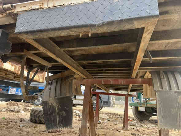 السلام عليكم بدي كنتر للبيع   الطول خمسه متر هو والمحجر للبيع السعر 12 ورقه او بي مجال
ديالى ناحيه خان بني سعد 
للستفسار خابر ودلل 
***********
