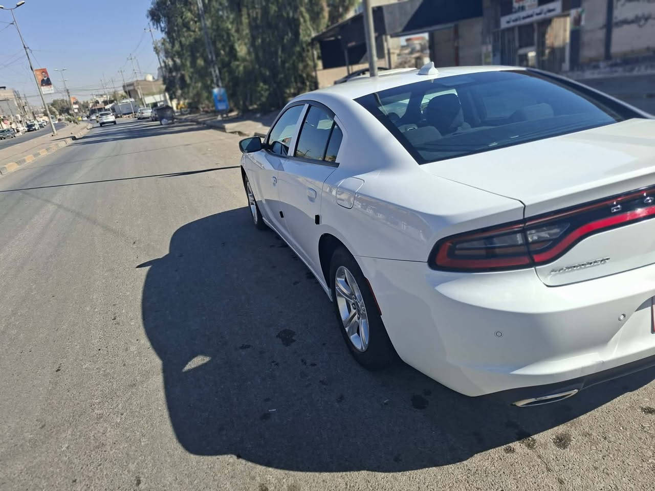 جارجر موديل ٢٠٢٣ لون ابيض رقم اربيل دولي ماشيه 27 سياره كلين بيها بابين كلير فقط بدون دواخل مكانها موصل ايسر ***********
