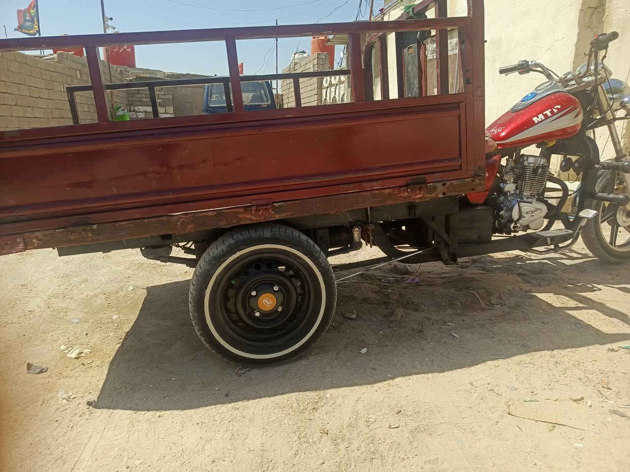 السلام عليكم ستوته للبيع رقم سنويه لماني السعرمليون 400 رعيها ما اندله ستوته موديل ‏‪***********‬‏هاذ رقمي وتساب فقط
