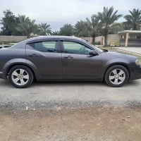 دوج افنجر موديل ٢٠١٤ وارد امريكي بيها قطعتين صبغ وقطعتين كلير لغرض الت...