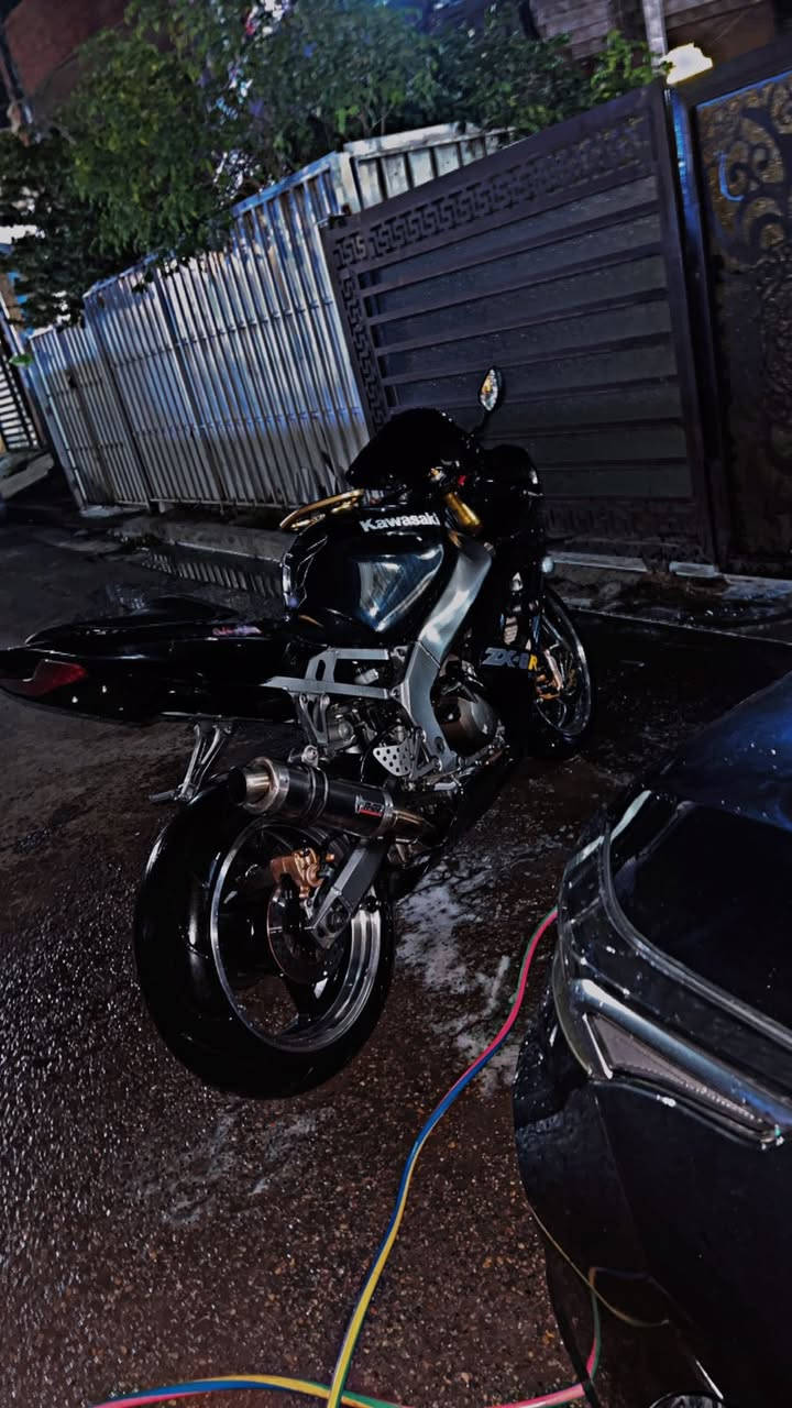 سلام عليكم  كاوسكي موديل2004 مكفولة كفالة عامة دراجة خير من الله مكفولة كير ومكينة وكلشي لدراجة نضيفة بمعنى الكلمة دهن كلهة موتل إدامة قبل 15يوم لدراجة كلش نضيفة زوج تايرات جديد أوراق فقط بدون رقم مكاني دورة رقمي *********** أو *********** متواجد خاص وشكرا♥️
