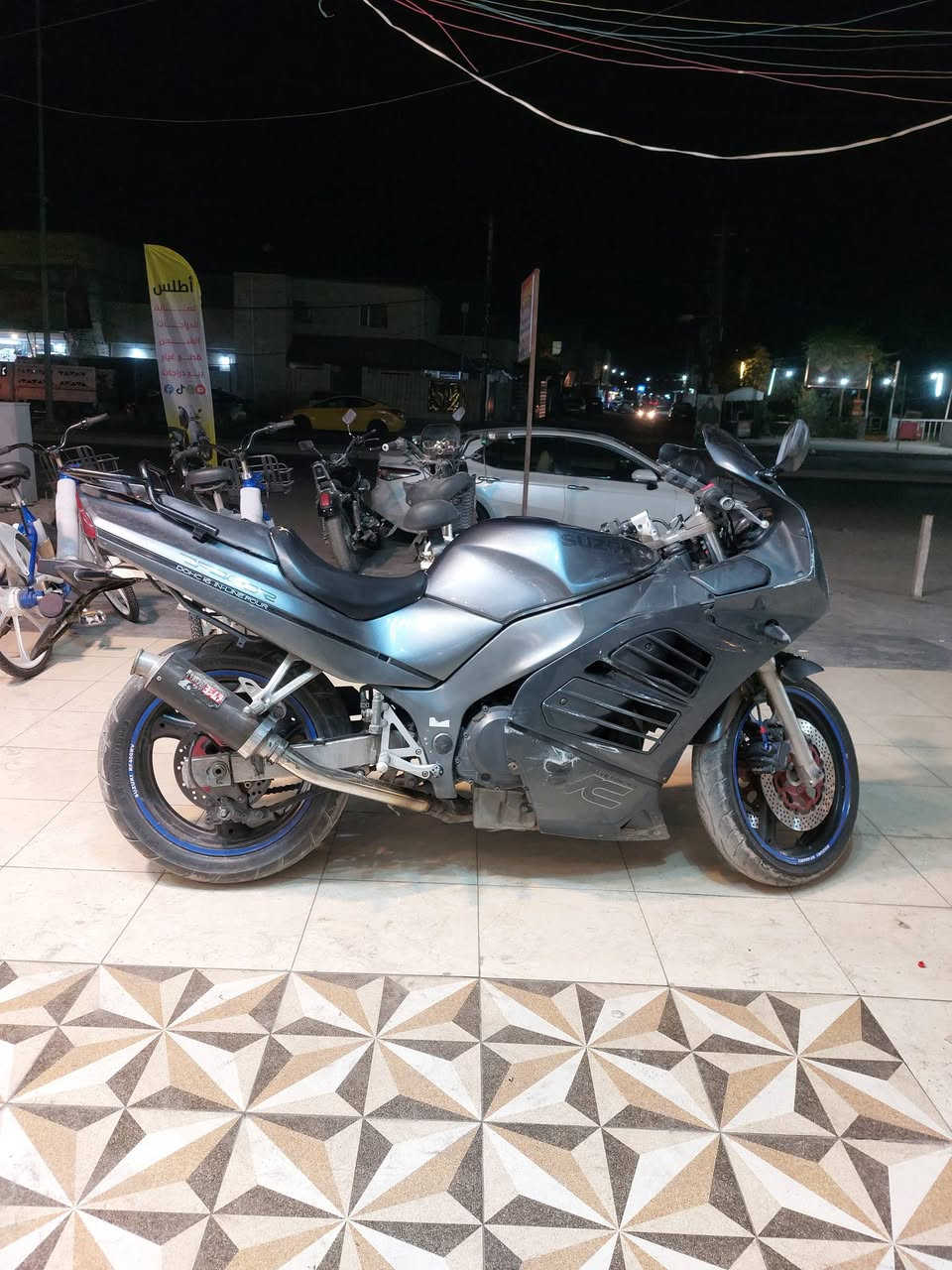 سلام عليكم بطح قرش ٤٠٠ دراجة مفولة مكينه ماواصلتهة سبانه شلعة معدل خيالية
كهربائيات كاملة نكرة بكل وقت حماوة ثابته  لا نضوح لا تبخير جيب وياك ١٠ فيتريه متواجد فقط واتس اب ***********
مكاني بغداد البياع شارع الكبيسي 
سعر ١٢ ونص بيهة مجال بسيط
