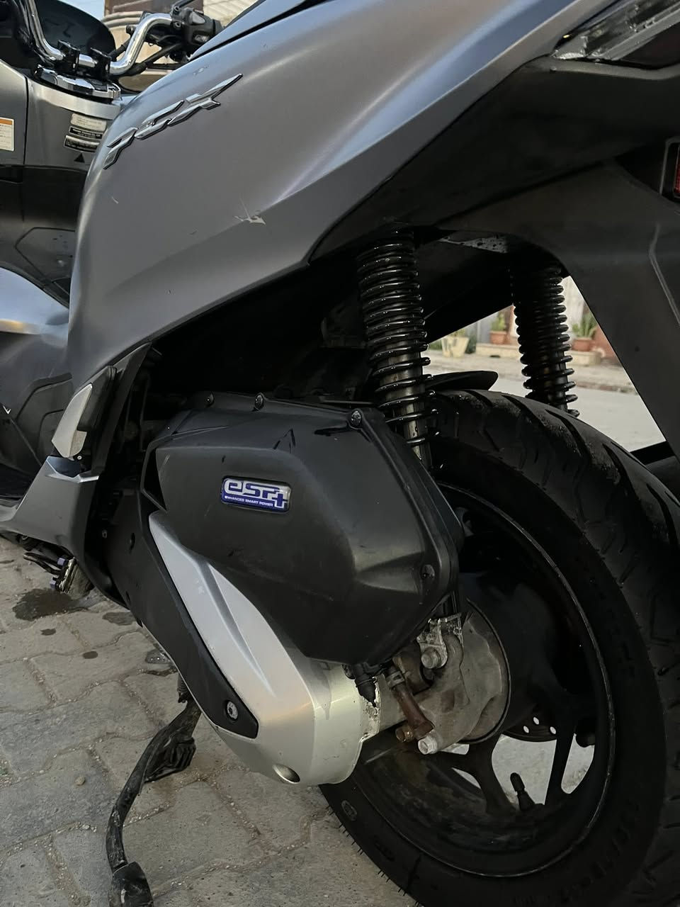 دراجة بي سي اكس جيل الرابع مديل 2021 الدراجة مابيها كل نقص عل بلاد اخذتها من الرمبه قبل اسبوع اورقها موجودة مكاني بغداد الاعظمية السعر 18 وبيها مجال ***********
