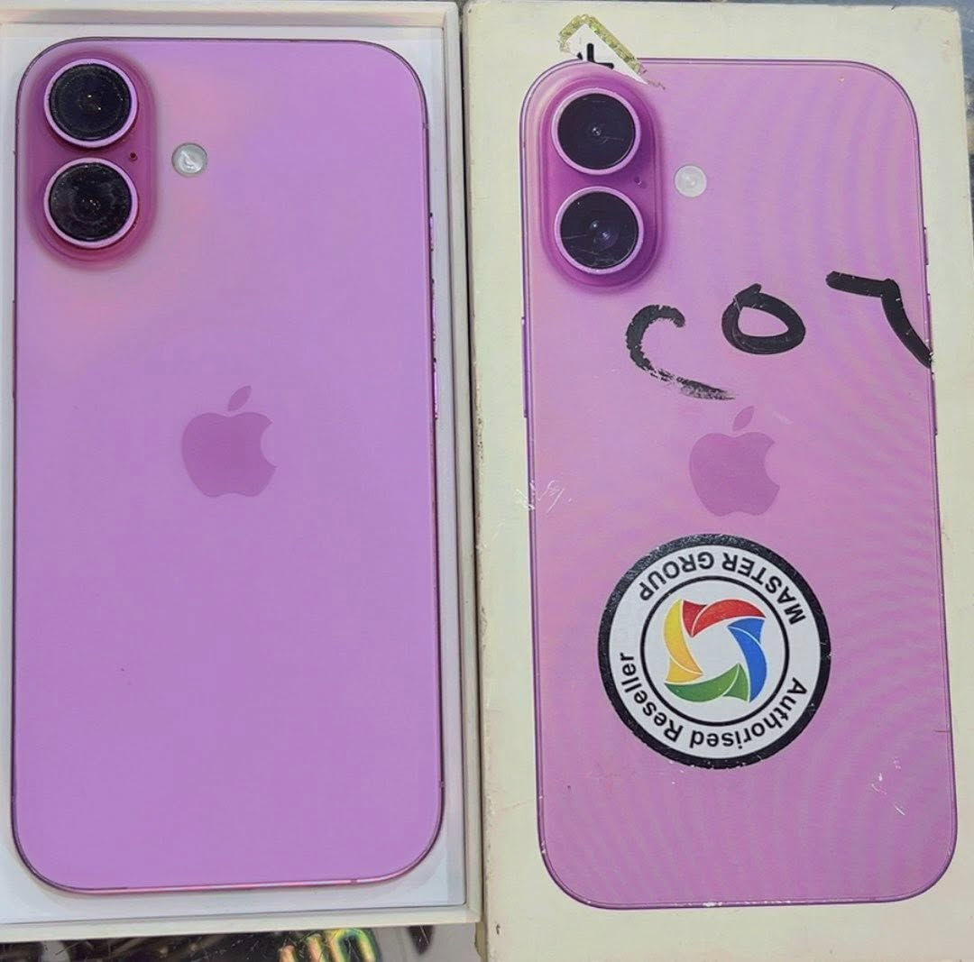 📱 للبيع — آيفون 16 📱

- البطارية: 100% 🔋  
- عدد الشحنات: 2 فقط  
- الذاكرة: 256GB  
- فيس آيدي: عاطل ❌  
- الظهر: مبدل  
- الكاميرا: مبدلة  
- باقي الجهاز: شغال ومكفول ✔️  

💰 السعر: 550  
📞 للاستفسار: ***********  
📍 الموقع: بغداد  

فرصة حلوة بسعر مناسب 🔥
