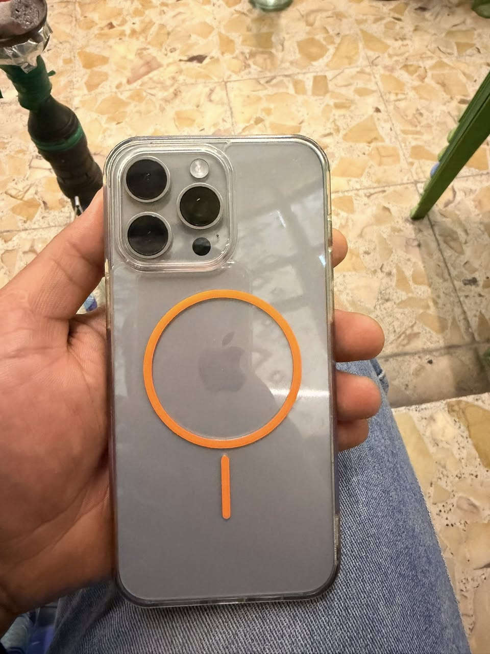 سلام عليكم آيفون برو ماكس بطاريه ٩٢ ذاكرة ٢٥٦ مليون وبي مجال شي قليل ***********
