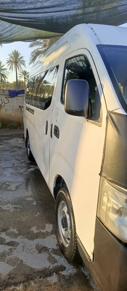 السلام عليكم نيسان يورفان للبيع
نيسان موديل 16 السونار مرفق ويا الصور السيارة خير من الله تبريد محور مسجله بخط علاوي محمودية مصفرة هيئة وغرمات المرور بل عافية ع الياخذهة ما بيهة نقص برغي بوجهك للشارع مكاني المحموديه الشراي يتصل ويدلل 
الهاتف ☎️: ‏***********
