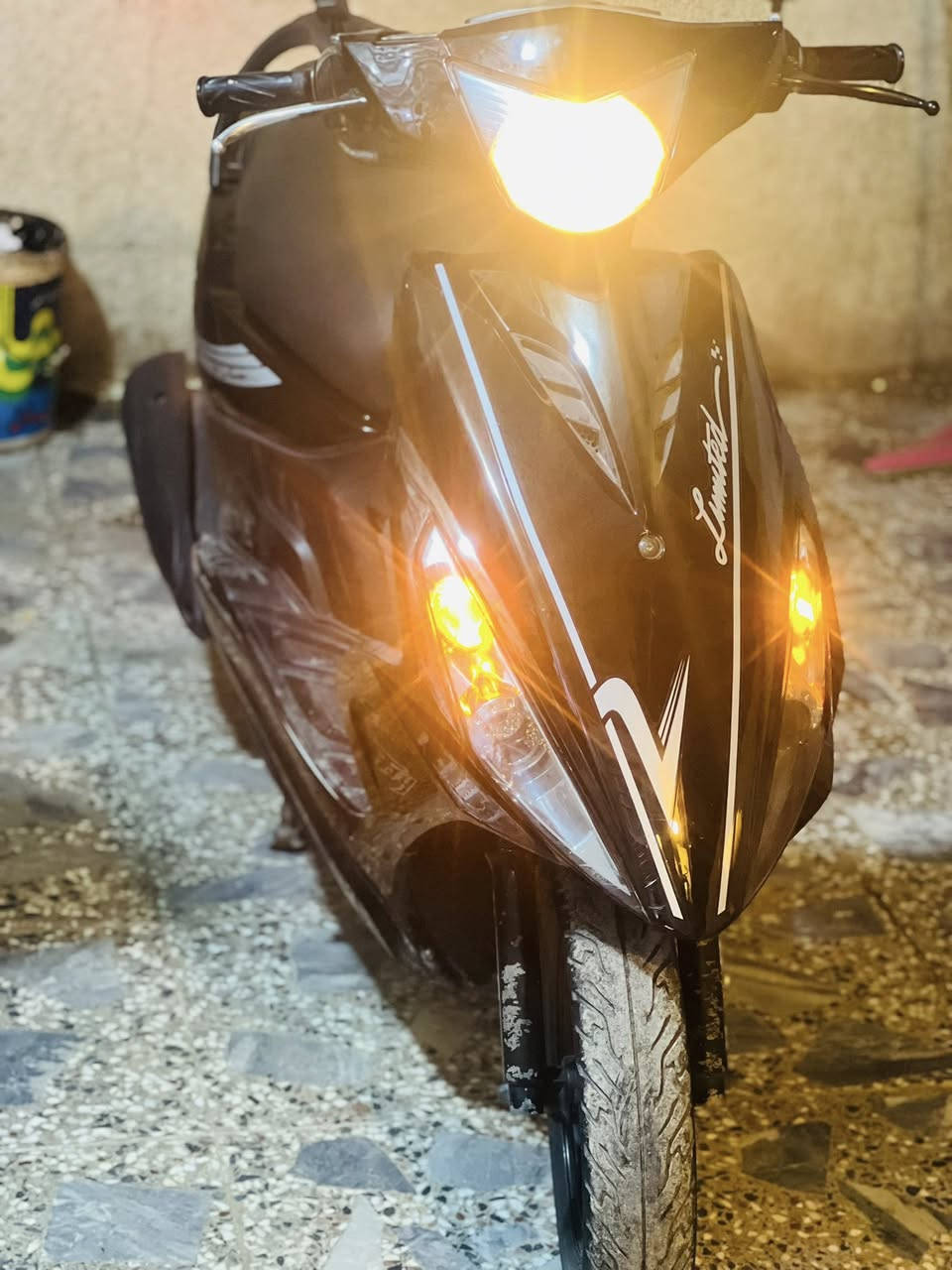 سلام عليكم شباب دراجه ماكس مضلع دراجه نضيفه مكينه خير من الله بيع أو مراوس بدراجه بريز حسب القناعه سعر الدرجه ٦٠٠مكاني بغداد مدينه الصدر رقم ***********
