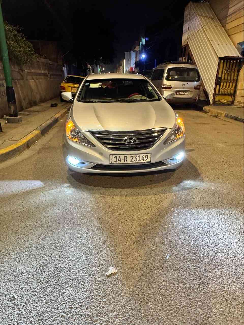 السلام عليكم هونداي سوناتا 2014 وارد كوري كفاله عده الصبغ بيه قليل كفاله من الجراد مواصفاته حلوه شاشه مري شفط يدات نيكل داخل وخارج حساسات وكامره خلفيه مكينه وكير وحداديه كفاله السياره جاهزه الاخير رقم بصره الجديد تحويل مكانه البصره

*********** البصرة, العراق
