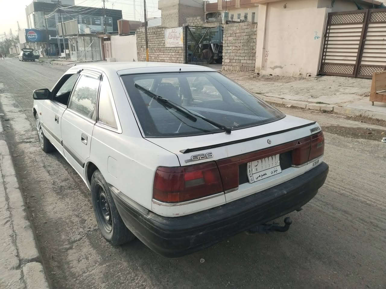 مازدا ٦٢٦موديل ٨٩ سيارة نضيفة محرك شرط كير شرط رقم ألماني باتري قبل ثلث ايام خليتو تايرات جدد مع السبير قبل شهر خليتهن رقم الموبايل *********** السعر ٤٢ وبيها مجال بسيط
