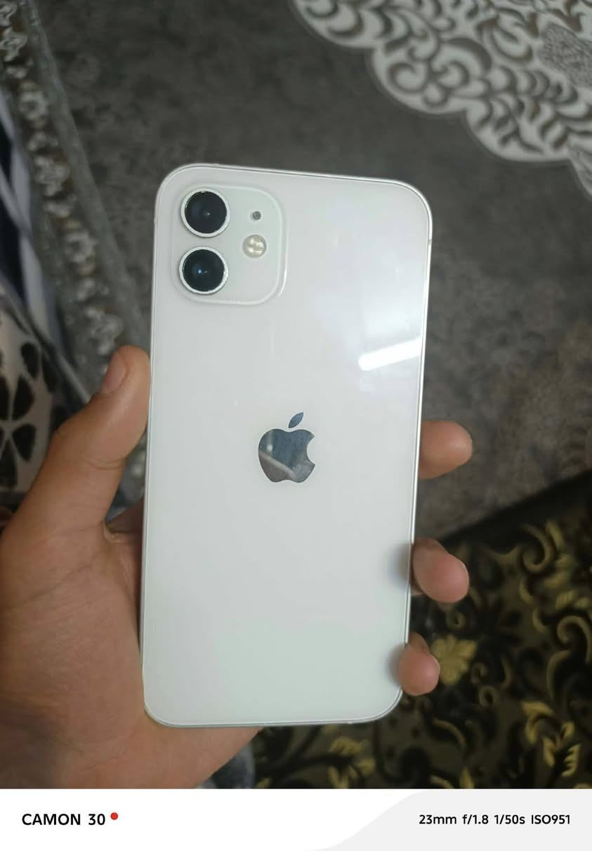 ايفون 12 عادي
ذاكرة 64
بطاريه88
تك سيم 
نموذج M امريكي 
نضافه 98%
شرط مامفتوح
وين مايعجبك افحصو 
ادفع سعر عجبني أبيع
وقابل للمراوسه


**إذا كنت صاحب هذا الإعلان وتريد حذفه لأي سبب، رجاءا أرسل رسالة إلى الدعم الفني**