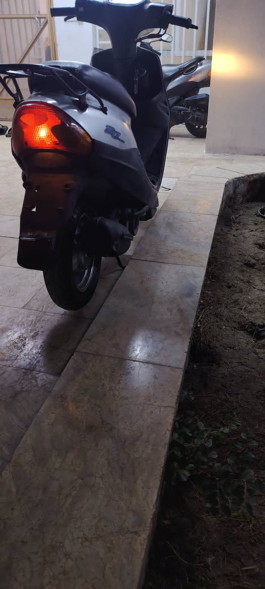 سلام عليكم دراجه يوماها تسعه للبيع دراجه كهربائيات مكينه بلاديه مكفوله مكانها ميسان سعر 750 مبايل ***********
