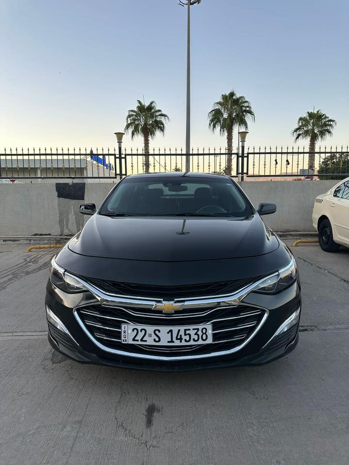 ماليبو 2023 lS
ماشية 30,000 الف كيلو 
بصمة تشغيل 
شاشة كار بلاي
سيارة جديدة كير ومكينة شرط الفحص
عليها ادامة كاملة 
نوزلات بلاكات فلتر فيت بم جديد دهن محرك جديد 
ضررها قطعتين امريكا وقطعتين هنا بالعراق جهة النفر 
بجم كبس وخلفي كبس بيها شبر بالبوند فقط تكمة باب النفر والخلفي صبغ 
السيارة شغل واطلع ميحتاجلها اي مصرف  وصرفها كلش حلو 
*********** 
سعرها(115 ) ورقة ومجال
