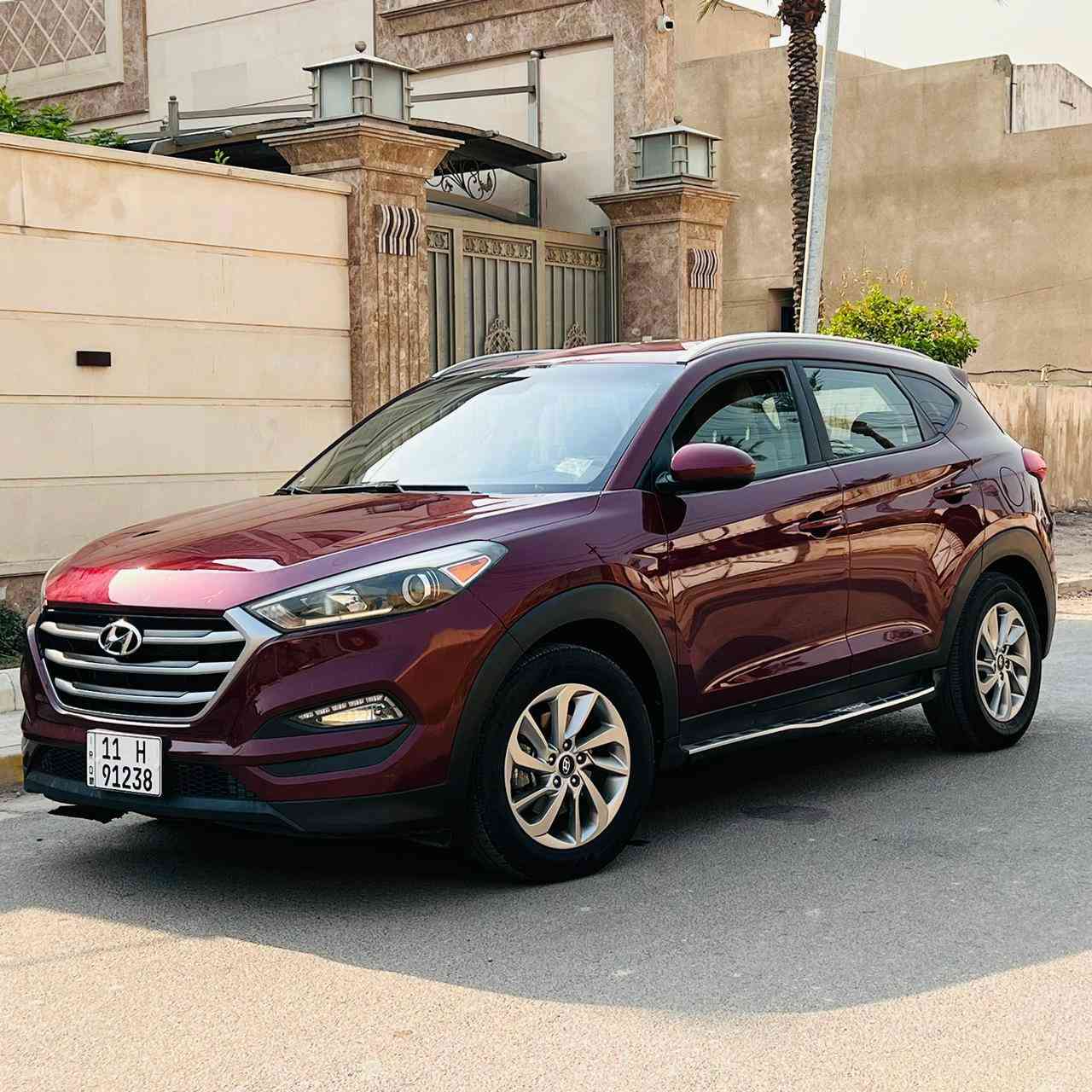 سلام عليكم 
للبيع توسان وارد أمريكي 
موديل 2018 
بيه حادث يأبين مال صدر وربع قماره صبغ 
مواصفات 
شاشه 
كامره 
كشنات دفه
كير محرك تبريده كفاله 
رقم بغداد بسمي
السعر 127ورقه بيه مجال قليل بدون مراوسسسس
مكان سياره بغداد بلديات حي تجار
اتصال على رقم ***********
مك
اتصال على بغداد, العراق
