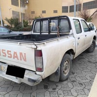 پیکاب نیسان  2002 07703586640 ڕەقەم سلێمانی بەناوی خۆمەوەیە. سەنەوی ما...