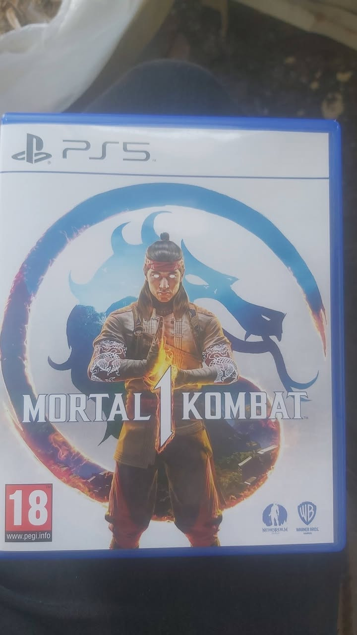 السلام عليكم متوفر العاب 
بلايستيشن( 1 و 2 و 3 و 4 و 5 )
تنزيل العاب اكس بوكس 360  و بلايستيشن 4
صيانه جوستكات بأنواعها
صيانة اللابتوب والفرمته والبرمجيات
صيانة اجهزة البلايستيشن والاكس بوكس 
اقراص واكسسوارات لجميع الاجهزه 
قطع غيار حسب الطلب اذا كان متوفر 
متوفر جوستكات لجميع اجهزة البلايستيشن والاكس بوكس
متوفر رصيد لجميع الحسابات الامريكي الاماراتي 
للاستفسار  ،،،، هاتف ***********
للمعلومه اني طلعت من مجمع A2 وتحولت لمجمع B3 
من زمان ونشرت بس اكو ناس ممنتبه ومتدري وتروح لشقة الشخص الساكن بمكاني وزحمه
،،،،،،،، وشكرآ ،،،،،،،،،،
