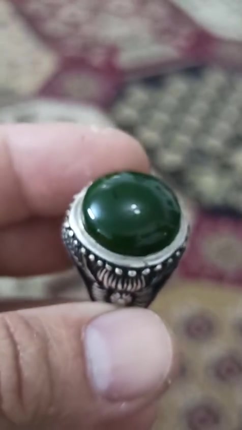 تحفه فنيه من العقيق اليماني الاخضر (اليشم) بصياغة البحرين للمبدع عرفان vlb عيار 990 لعيون الهواة المحترمين


**إذا كنت صاحب هذا الإعلان وتريد حذفه لأي سبب، رجاءا أرسل رسالة إلى الدعم الفني**