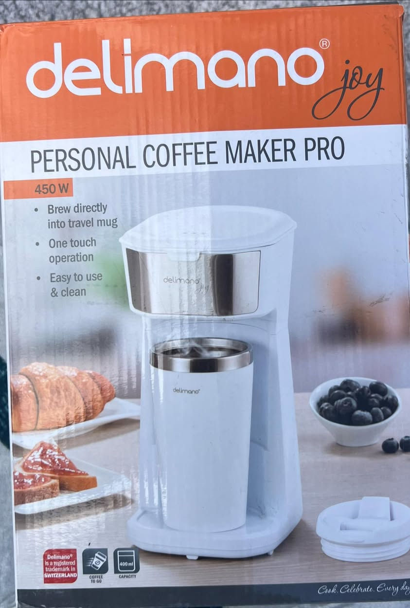 مكينة تحضير القهوة من DELIMANO
تعمل امريكانو بطريقة التنقيط

تحتوي على كوب حافظ للحرارة بتصميم انيق ومميز

هذه المكينة تعتمد على استخدام مسحوق القهوة الجاهزة وتوفر قهوة سريعة التحضير بضغطة زر.

تعمل بضغطة واحدة فقط, مع فلتر مضمن قابل لاعادة الاستخدام
سعر 25 الف


**إذا كنت صاحب هذا الإعلان وتريد حذفه لأي سبب، رجاءا أرسل رسالة إلى الدعم الفني**