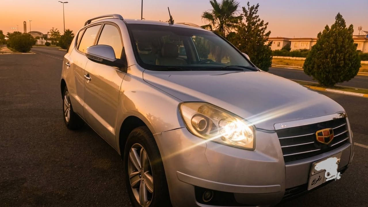 Geely Emgrand X7 (مۆدێل 2014)
***********
ئۆتۆمبێلێکی جیلی ئیمگراند X7 مۆدێل 2014 بۆ فرۆشتن، ئۆتۆمبێلێکی خێزانی، بەرز و توندوتۆڵە 
​جۆری بزوێنەر مەکینە 2.0 لێتر، 4 پستۆن زۆر ئابوورییە لە بەنزیندا
​گێڕ: ئۆتۆماتیک.
تایە و ویل کڕوم
مەکینە و گێڕ و تەقە و ڕەقە بەشەرت .
​تەبرید (سارد و گەرم) بەشەرت

للبيع: جيلي إمجراند X7 (موديل 2014)
السلام عليكم شباب، عندي سيارة جيلي . سيارة عائلية، عالية، ومتنانة مالت بيت
​محرك، كير، صدر، وحدادية كله بشرط الفحص (توب التوب).
تبريد (ثلاجة) وتدفئة شغال وبشرط
بس قطة واحد صبغ بيدون داخل  اقتصادية وعملية بشرط الفحص ​
 ويل كروم بلادي وتخم تاير جديد السيارة جاهزة وما تحتاج أي مصاريف، شراي جاد يراسلني أو يتصل سعر ٧٣ ورقة بي مجال  .***********
سيارة موجود في أربيل أربيل, العراق
